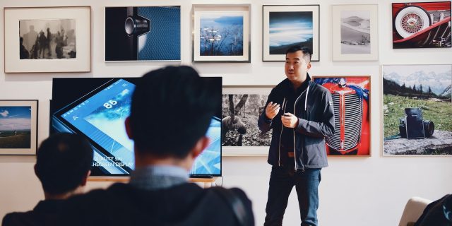 Powerpoint presentation eye contact